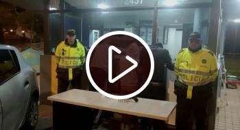 Capturados dos hombres y una mujer sorprendidos con un arma de fuego