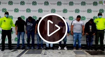 En video 'Los Chobis' señalados por el hurto de celulares en el centro de Bogotá 'Los Chobis' señalados por hurtar violentamente celulares a ciudadanos