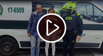 En video: un hombre y una mujer capturados por robar pasajeros en TransMilenio