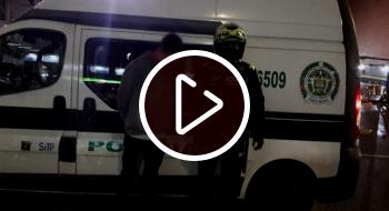 Policía capturó a un hombre por hurto y recuperó celular en TransMilenio ¡Video!