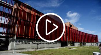 Video: ¿Quién fue el maestro que da nombre al Colegio Abel Rodríguez Céspedes? En video: Entrega del colegio Abel Rodríguez Céspedes en Engativá