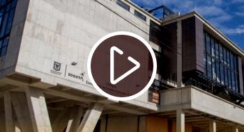 Entrega de colegio en Bogotá en homenaje a Esmeralda Arboleda Cadavid