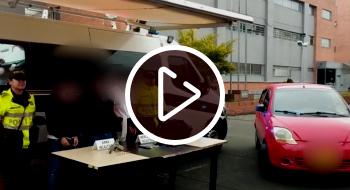 La banda 'Los del Rojo', integrada por dos hombres y una mujer, delinquían en la localidad de Puente Aranda. La banda 'Los del Rojo', integrada por dos hombres y una mujer, delinquían en la