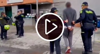 ¡En flagrancia! Capturado un hombre que prendió fuego a un supermercado en Usme