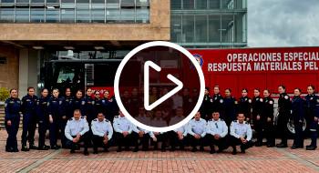 Cursos en Bogotá: Conducción y Operación de Vehículos de Bomberos para mujeres