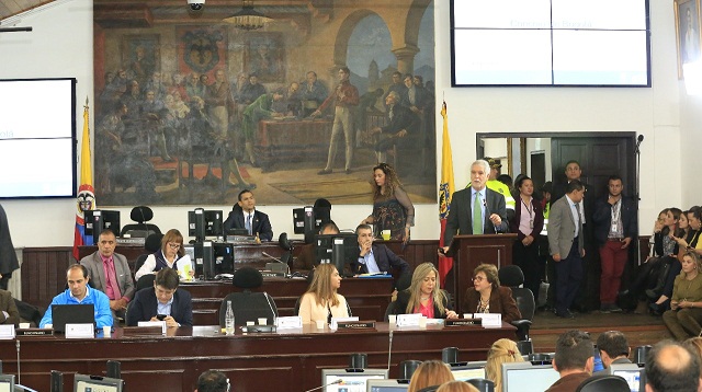 Alcalde Peñalosa en el Concejo de Bogotá - Foto: Comunicaciones Alcaldía / Diego Bauman