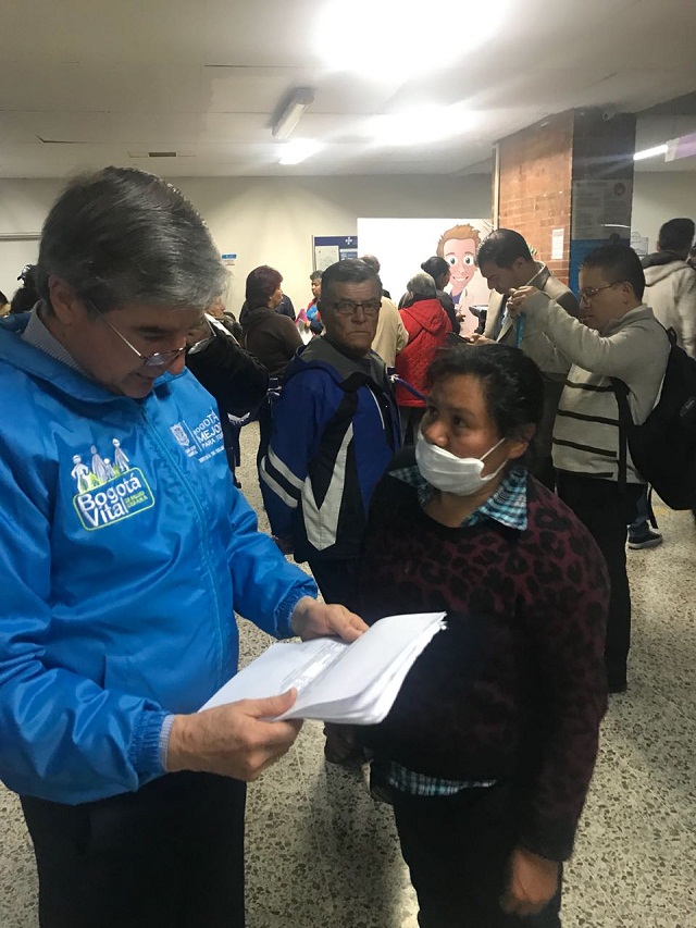 Secretario de Salud visitó hospitales de la ciudad - Foto: Comunicaciones Secretaría de Salud